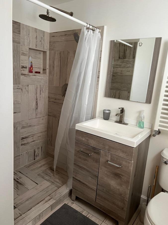 Beautiful Townhouse 2 Br's, 2 Bath's * Boston